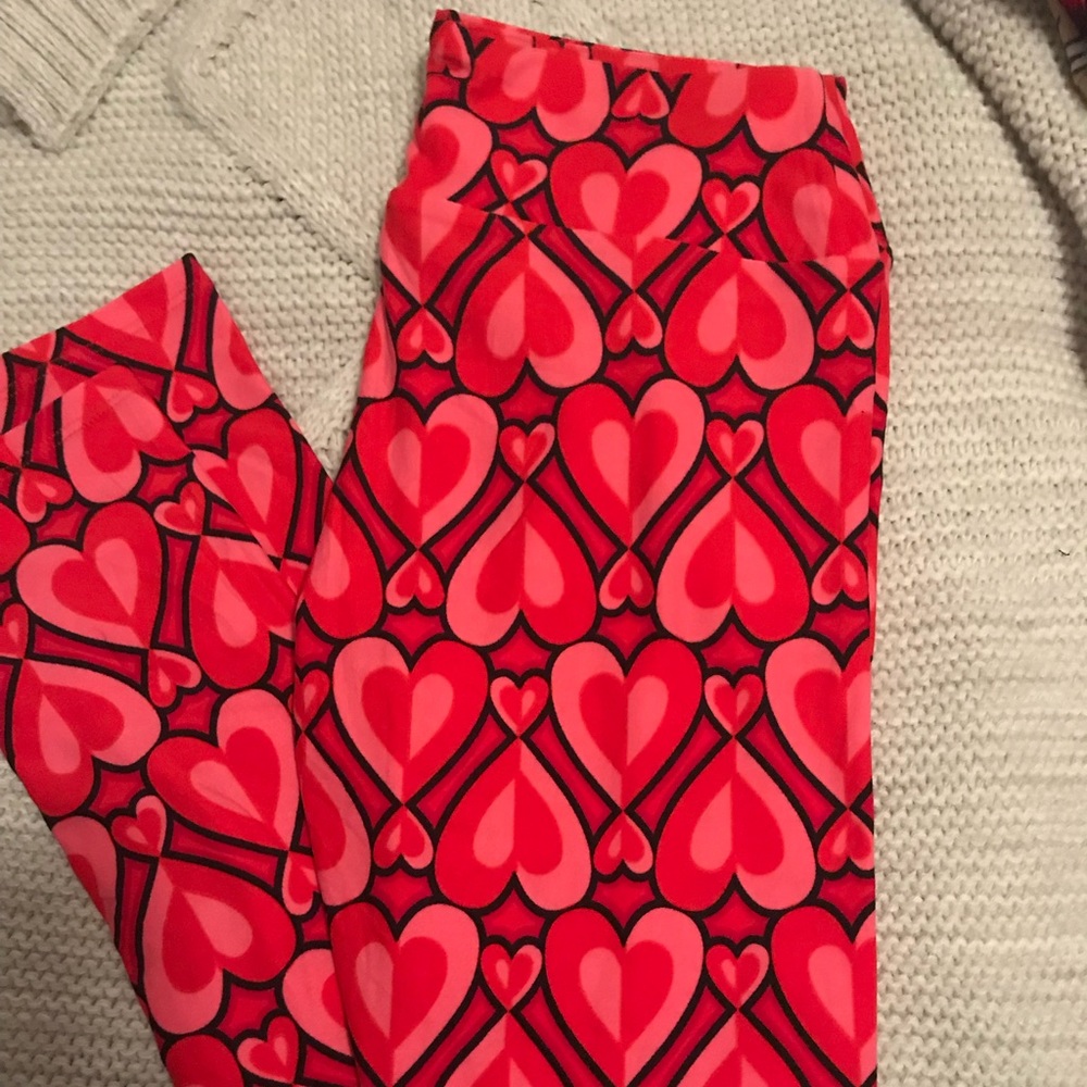 LuLaRoe valentines leggings 💕